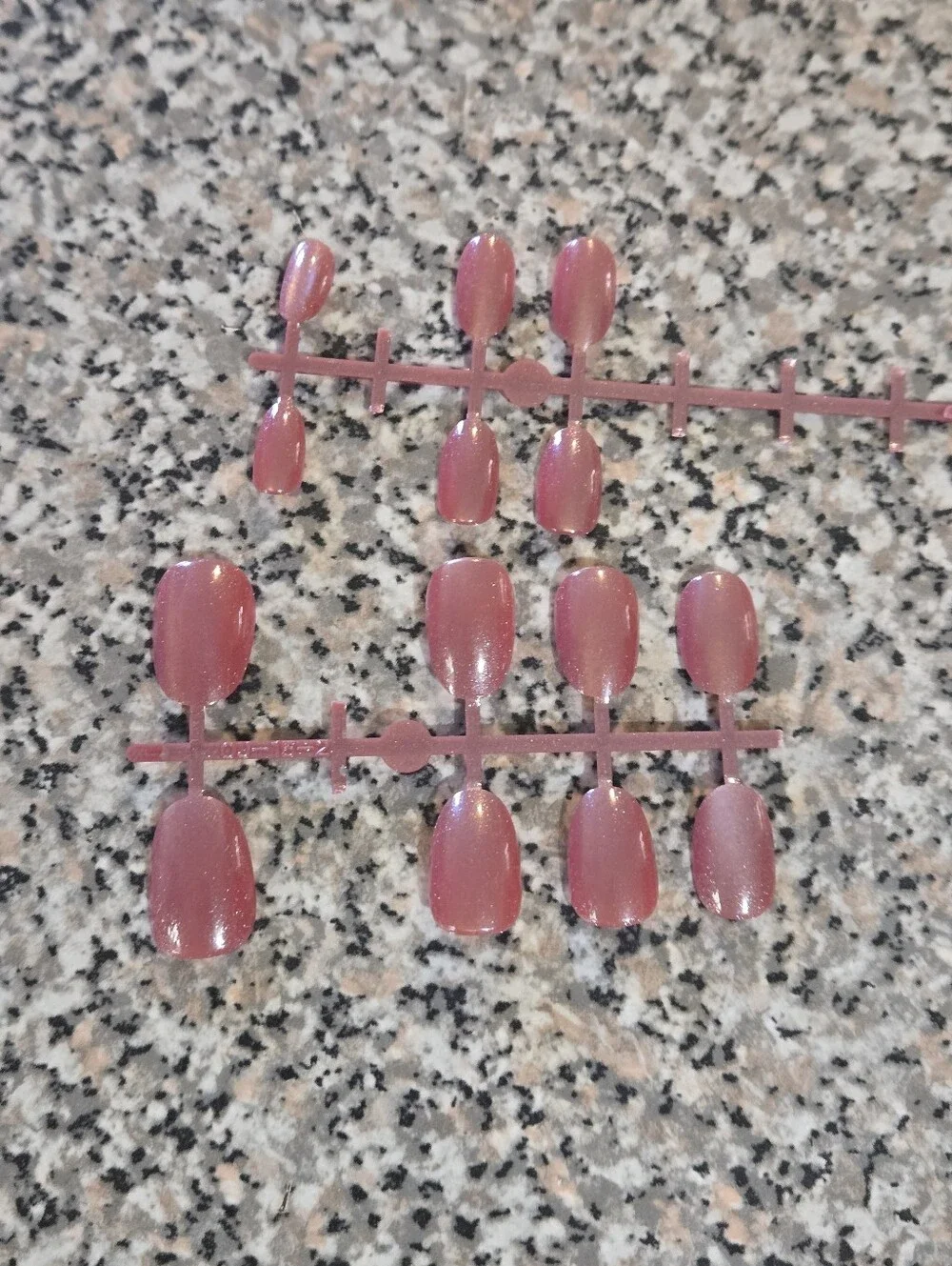 Mauve Pink Press-On Nails Set